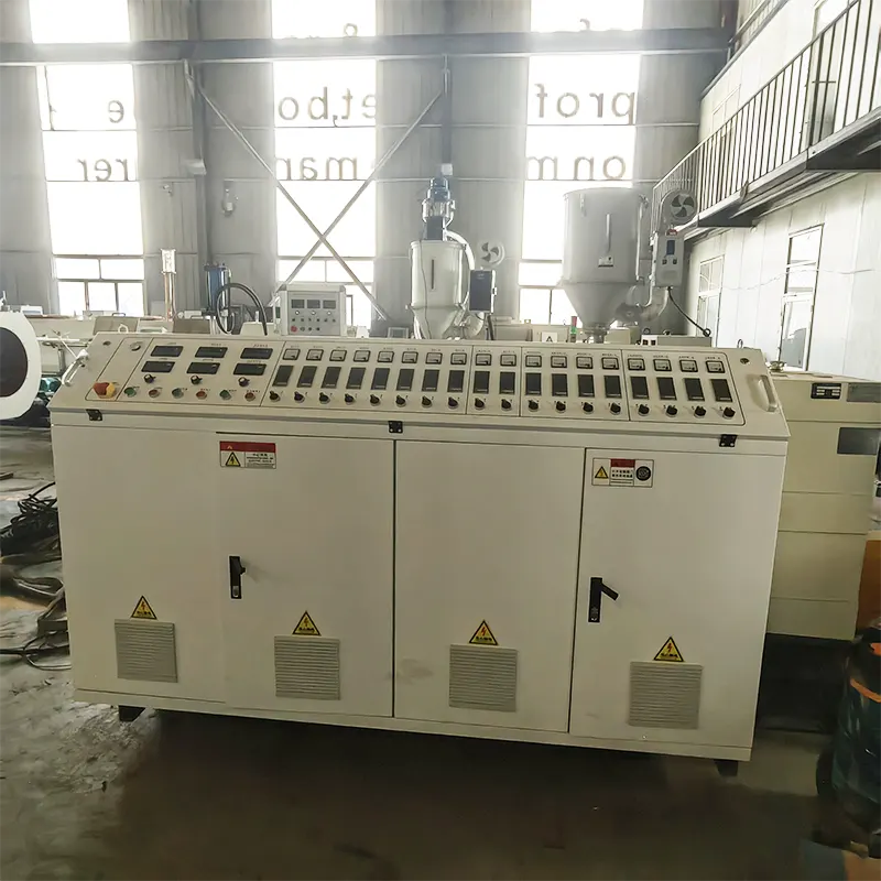 Shuanglin Second-hand HDPE 250mm Three-Layer Pipe Production Machine